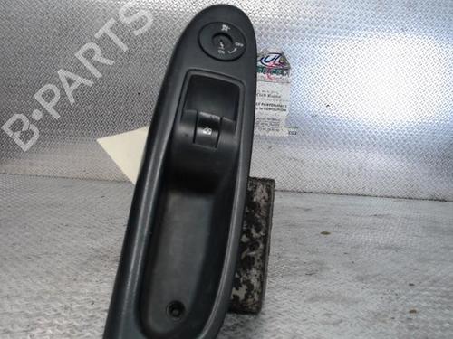 Used Switch Switch RENAULT CLIO II (BB_, CB_) 1.5 dCi (B/CB07) (65 hp) 24091108 24091108