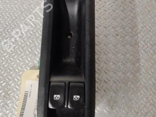 Used Left front window switch Left front window switch RENAULT CLIO II (BB_, CB_) [1998-2016] 30164048 30164048