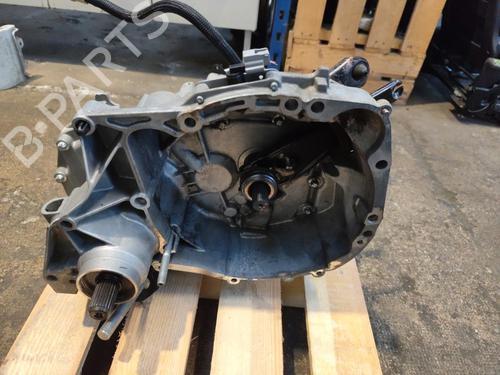 Used Gearbox Gearbox RENAULT TWINGO II (CN0_) 1.2 16V (CN04, CN0B) (75 hp) 34105751 34105751
