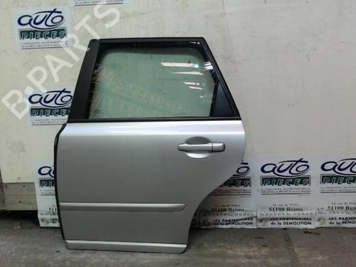 Used Left rear door VOLVO V50 (545) 2.0 D (136 hp) 24069741