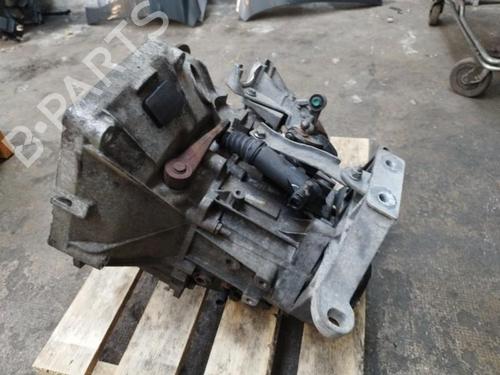 gearbox-alfa-romeo-mito-955_-2008-2009-2010-2011-2012-2013-2014-2015-2016-2017-2018-24100050 main image