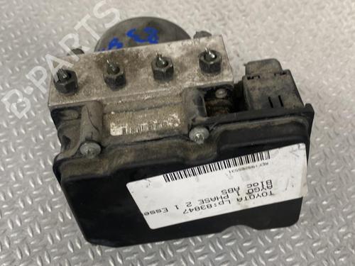 Used ABS pump TOYOTA AYGO (_B1_) 1.0 (KGB10_, KGB10R) (68 hp) 30740333