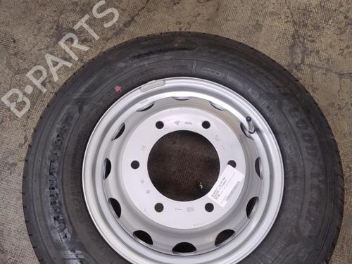 Kit pneu suplente Kit pneu suplente 36819374 36819374
