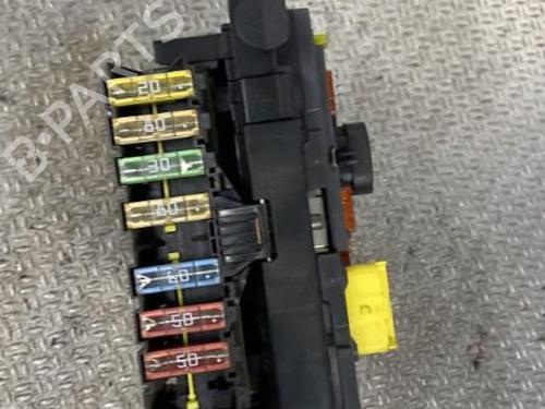fuse-box-citroen-c4-picasso-i-mpv-ud_-2006-2007-2008-2009-2010-2011-2012-2013-2014-2015-30484501 main image