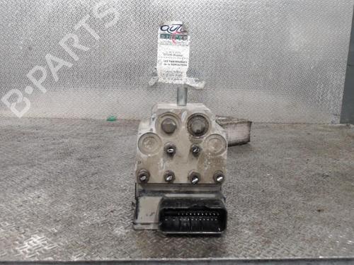 Used ABS pump LANCIA YPSILON (843_) 1.3 JTD (843.AXD11, 843.AXD1A) (70 hp) 30484068