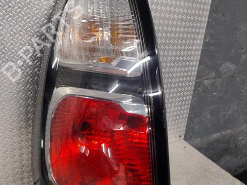 left-taillight-citroen-c3-picasso-sh_-2008-32740196 main image