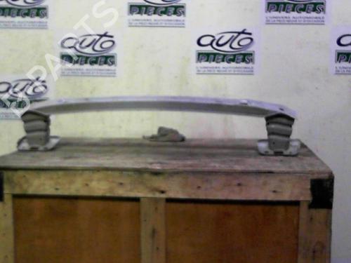 Used Crossmember FIAT GRANDE PUNTO (199_) 1.3 D Multijet (75 hp) 24068253