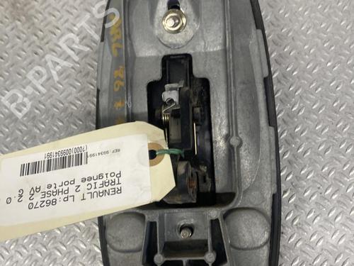 Used Front left exterior door handle RENAULT TRAFIC II Van (FL) 2.0 dCi 90 (FL0H, FL00, FL01, FL0M, FL0P, FL0S) (90 hp) 24073893