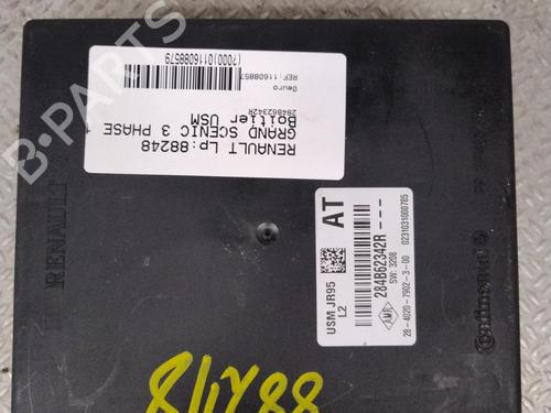 Used Fuse box Fuse box RENAULT GRAND SCÉNIC III (JZ0/1_) 1.5 dCi (JZ0B, JZ07) (106 hp) 30866098 30866098