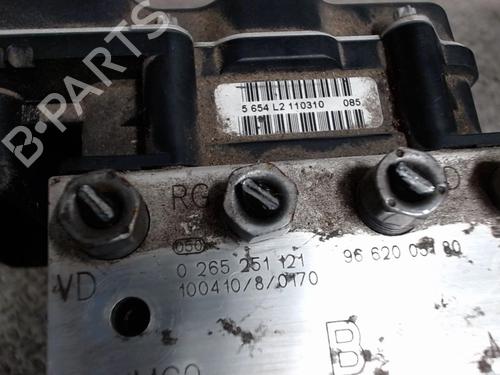 ABS Bremseaggregat PEUGEOT 407 SW (6E_, 6D_) 2.0 HDi (140 hp) 30483803