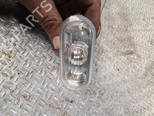 Używane Kierunkowskaz boczny lewy VW POLO (6N2) 1.4 (60 hp) 24098527