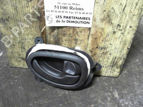 Used Front right interior door handle Front right interior door handle PEUGEOT 406 (8B) 2.0 HDI 110 (109 hp) 24066909 24066909