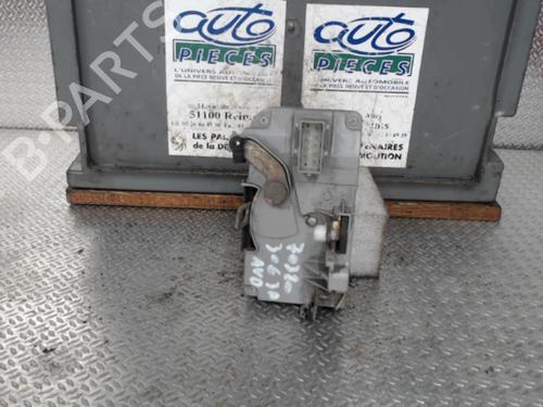 Used Front right lock PEUGEOT 306 Hatchback (7A, 7C, N3, N5) 1.9 D (69 hp) 24072469