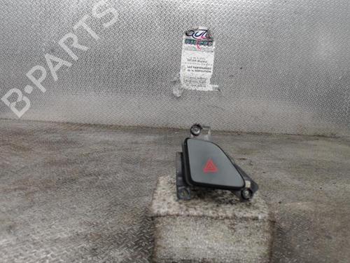 Used Warning switch HYUNDAI i30 (FD) 1.6 CRDi (90 hp) 24089503