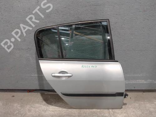 Used Right rear door RENAULT MEGANE II (BM0/1_, CM0/1_) 1.6 16V (BM0C, CM0C) (113 hp) 24090749