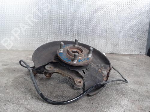 Used Left front steering knuckle TOYOTA YARIS VERSO (_P2_) 1.4 D-4D (NLP20_, NLP22_) (75 hp) 24082923