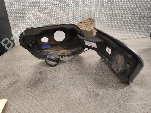 Used Fuel flap Fuel flap 39039103 39039103
