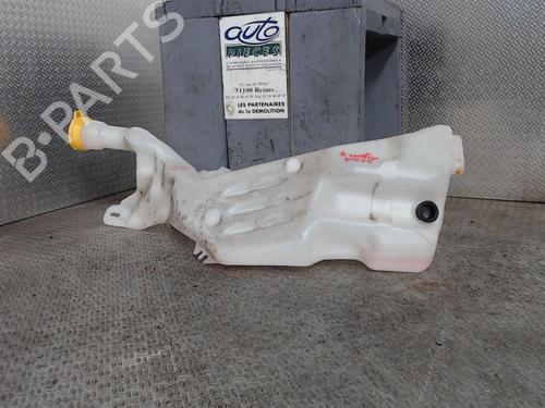 windscreen-washer-tank-renault-megane-iv-hatchback-b9amn_-2015-24078283 main image