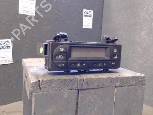 Used Climate control Climate control 24069156 24069156