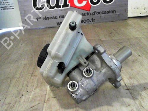 Used Brake master cylinder MINI MINI (R56) Cooper D (109 hp) 24067311