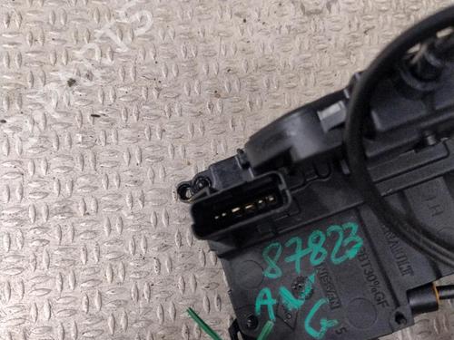 front-left-lock-renault-master-iii-bus-jv-2011-25884096 main image