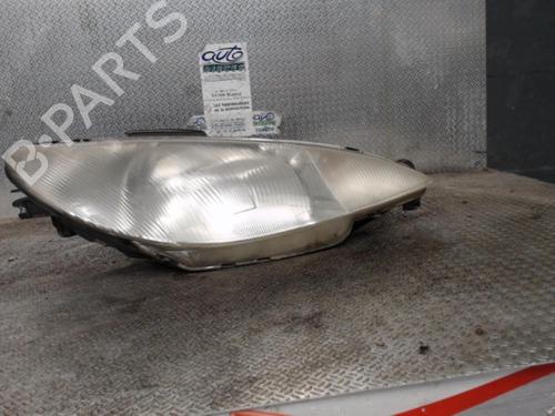 Used Right headlight Right headlight PEUGEOT 206 Hatchback (2A/C) 1.1 i (60 hp) 24139049 24139049