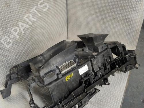 Supporto RENAULT MEGANE IV Hatchback (B9A/M/N_) 1.6 dCi 130 (B9A4) (130 hp) 31266045