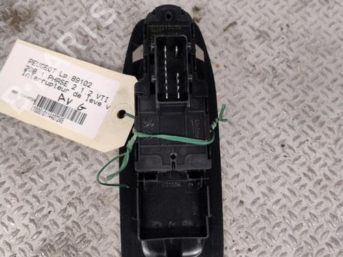 Left front window switch PEUGEOT 208 I (CA_, CC_) 1.2 VTI 82 | BP30447595I27 - Image 3