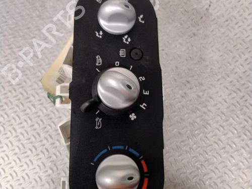 Used Climate control Climate control RENAULT TWINGO II (CN0_) 1.2 16V (CN0K, CN0V, CN0A) (76 hp) 29318576 29318576