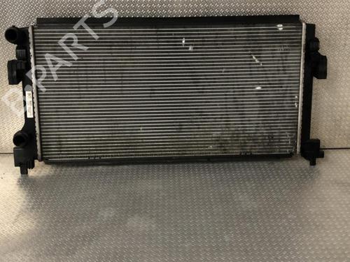 Used Water radiator VW GOLF VII (5G1, BQ1, BE1, BE2) 1.6 TDI (105 hp) 24139285