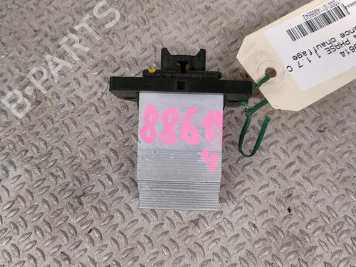 Used Heater resistor KIA CARENS IV 1.7 CRDi (116 hp) 30522075