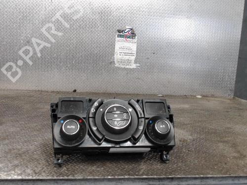 Used Climate control PEUGEOT 5008 (0U_, 0E_) 1.6 HDi (114 hp) 24090472