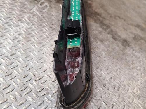 Used Third brake light Third brake light VW POLO VI (AW1, BZ1, AE1) 1.6 TDI (80 hp) 24139213 24139213