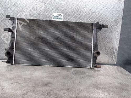 water-radiator-renault-megane-iii-grandtour-kz01-2008-2009-2010-2011-2012-2013-2014-2015-2016-24097570 main image