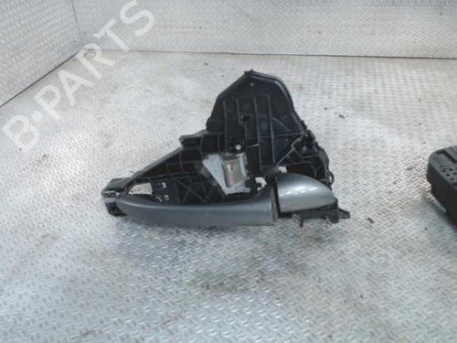 Used Front right exterior door handle MERCEDES-BENZ B-CLASS Sports Tourer (W245) B 180 CDI (245.207) (109 hp) 24072945