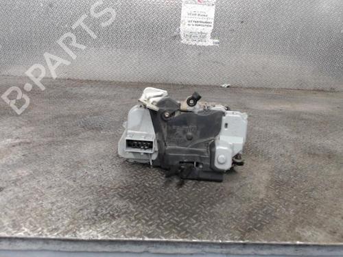 Used Front left lock CITROËN XSARA (N1) 1.8 i (90 hp) 24089742