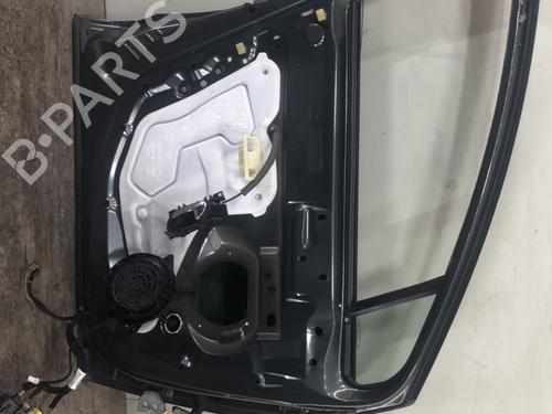 Used Left front door PEUGEOT 5008 (0U_, 0E_) 1.6 HDi (114 hp) 30047389