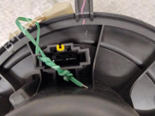 Used Heater blower motor VW GOLF VI (5K1) 1.6 TDI (90 hp) 24706588