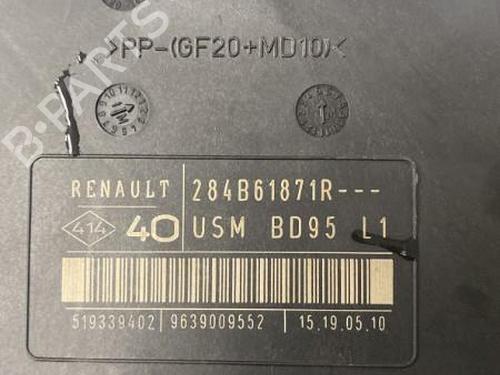 Used Fuse box RENAULT MEGANE III Hatchback (BZ0/1_, B3_) 1.5 dCi (BZ09, BZ0D, BZ1W, BZ29, BZ14) (110 hp) 30484499