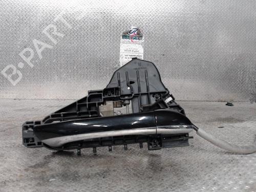 front-right-exterior-door-handle-mercedes-benz-m-class-w164-2005-2006-2007-2008-2009-2010-2011-2012-24096579 main image