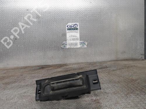 Used Tailgate handle Tailgate handle PEUGEOT 206 Hatchback (2A/C) 1.4 HDi eco 70 (68 hp) 24082509 24082509