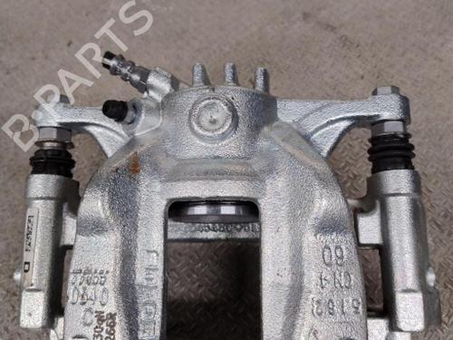 Used Right front brake caliper Right front brake caliper RENAULT TRAFIC III Van (FG_) 1.6 dCi 125 (FGMH) (125 hp) 37595685 37595685