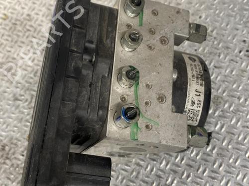 Used ABS pump NISSAN NOTE (E12) 1.5 dCi (90 hp) 24101732