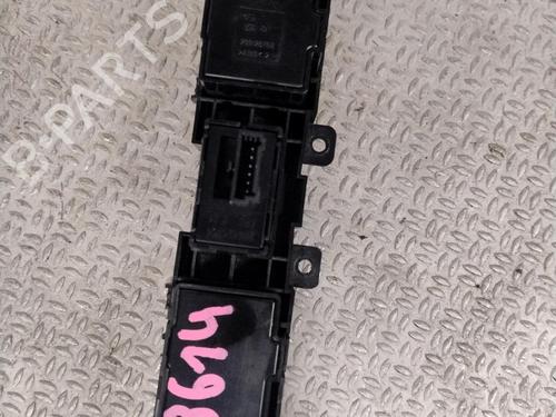 Used Warning switch Warning switch 30502212 30502212