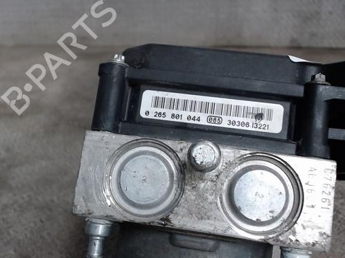 Used ABS pump ABS pump PEUGEOT EXPERT Van (VF3A_, VF3U_, VF3X_) 1.6 HDi 90 8V (90 hp) 30483835 30483835