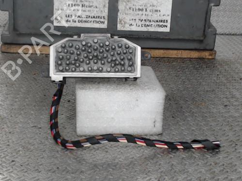 Used Heater resistor Heater resistor VW GOLF VI (5K1) 2.0 TDI (110 hp) 24072124 24072124