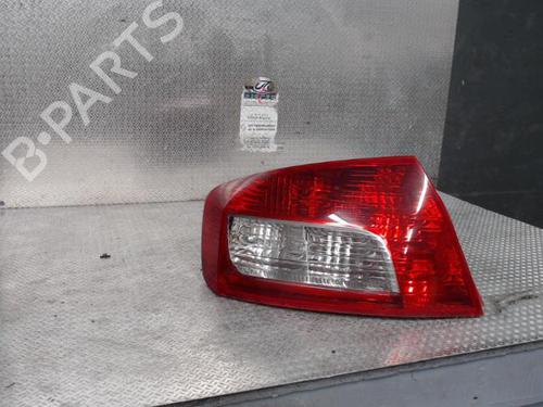 Used Left taillight PEUGEOT 407 (6D_) 1.6 HDi 110 (6D9HZC, 6D9HYC) (109 hp) 24093595