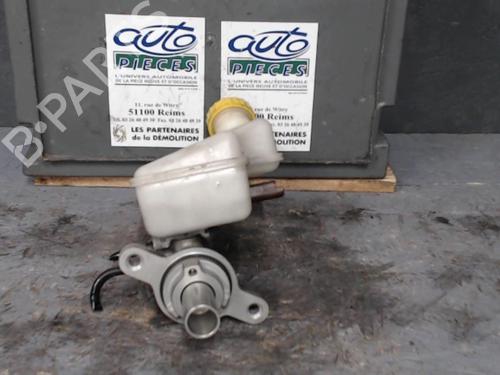 Used Brake master cylinder Brake master cylinder CITROËN DS3 (SA_) 1.6 HDi 110 (112 hp) 24070259 24070259