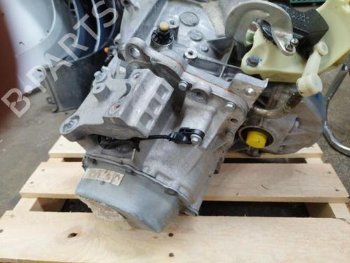 Gearbox CITROËN C3 III (SX) 1.5 BlueHDi 100 (SXYHYP, SXYHTU) | BP24100414M3