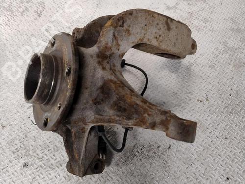 Used Right front steering knuckle Right front steering knuckle RENAULT SCÉNIC II (JM0/1_) [2003-2010] 26328557 26328557